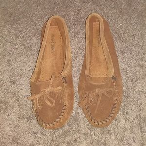 Kitty Minnetonka Moccasins